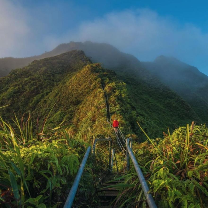 Лестница в небо. Гавайи, Оаху (Фото OLAKROL, Instagram)